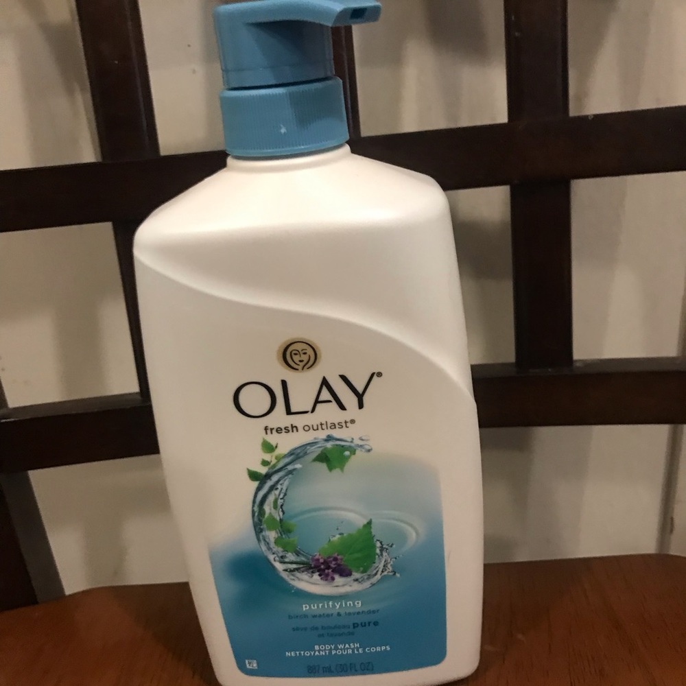 Oil of Olay Fresh Outlast Body Wash 30 ounces